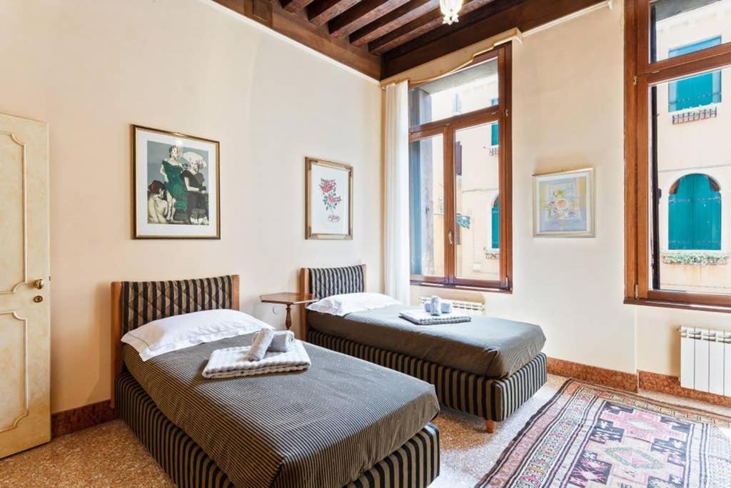 البندقية Doge Palace Luxury Apartment - Cannaregio المظهر الخارجي الصورة