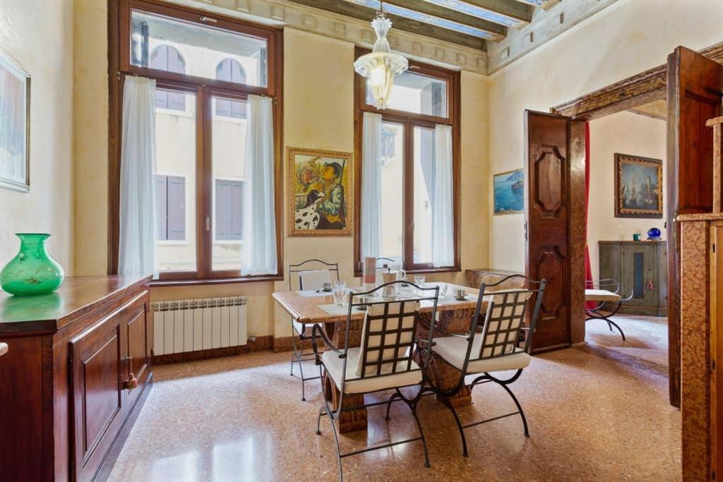 البندقية Doge Palace Luxury Apartment - Cannaregio المظهر الخارجي الصورة