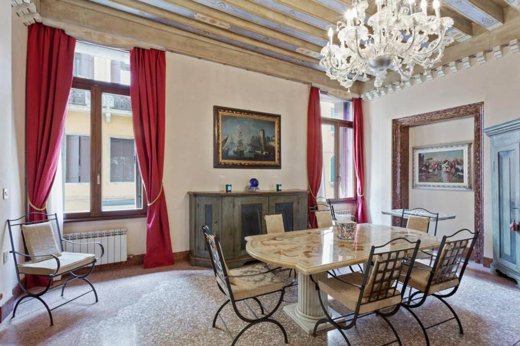 البندقية Doge Palace Luxury Apartment - Cannaregio المظهر الخارجي الصورة