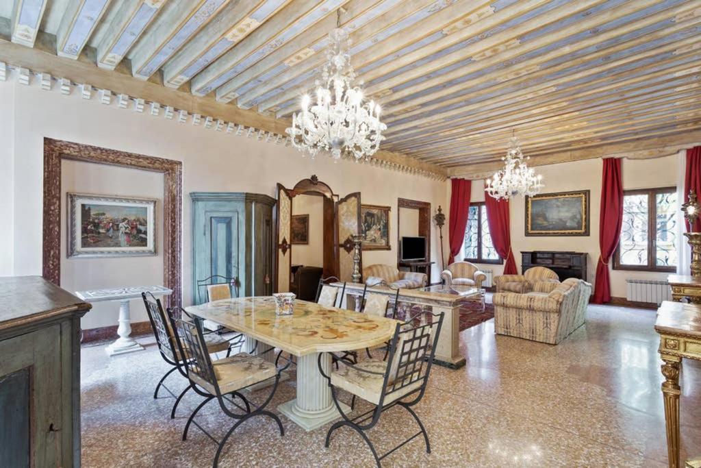 البندقية Doge Palace Luxury Apartment - Cannaregio المظهر الخارجي الصورة