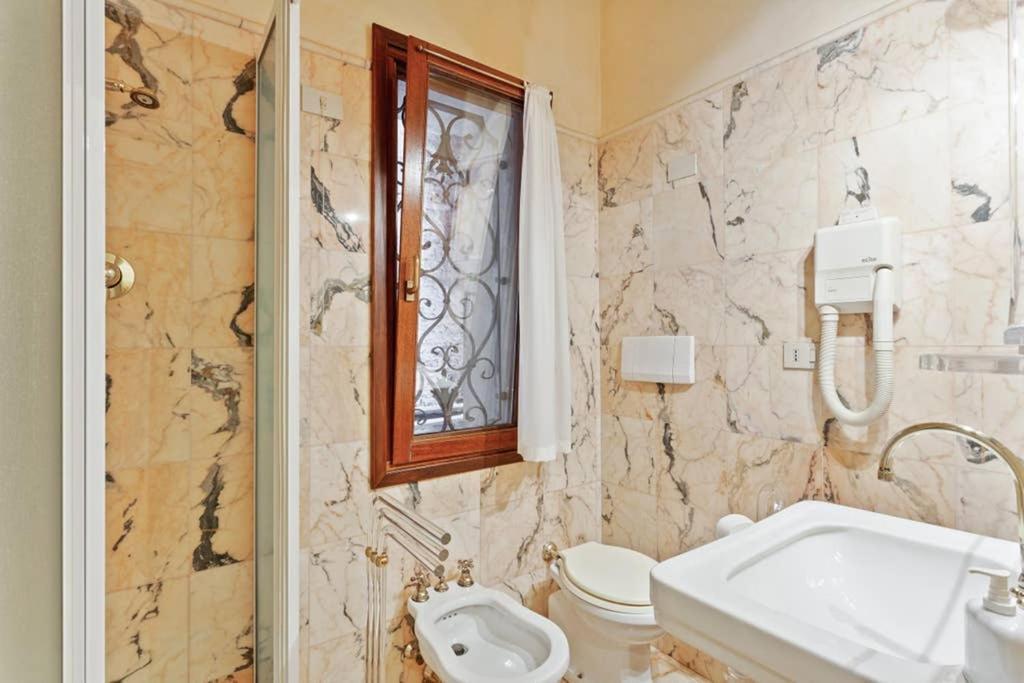 البندقية Doge Palace Luxury Apartment - Cannaregio المظهر الخارجي الصورة