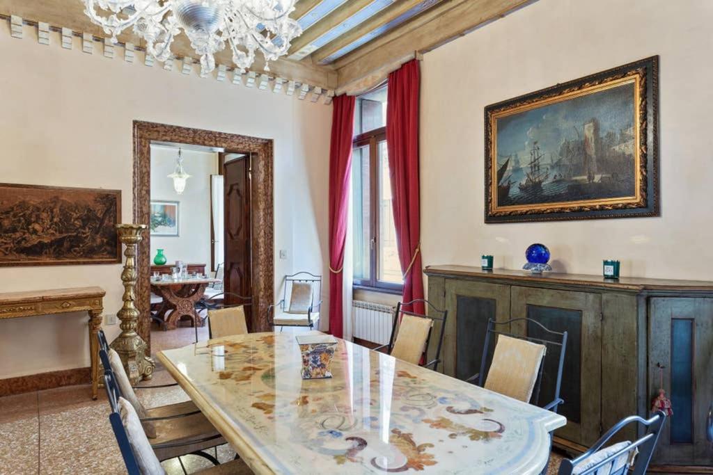 البندقية Doge Palace Luxury Apartment - Cannaregio المظهر الخارجي الصورة